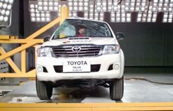 HiLux 4WD Utes join the 5 Star Club